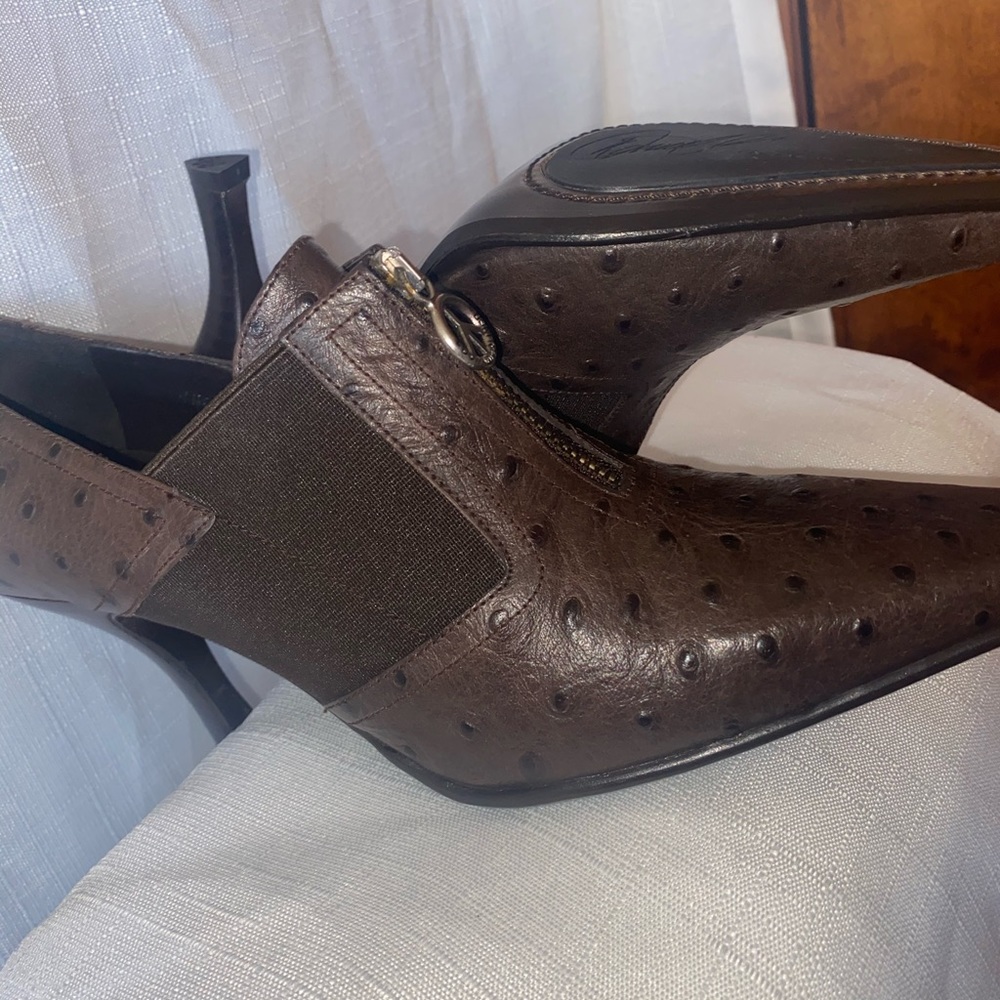 NWOB Donald J Pliner Leather Brown Ankle Boots - Picture 8 of 9
